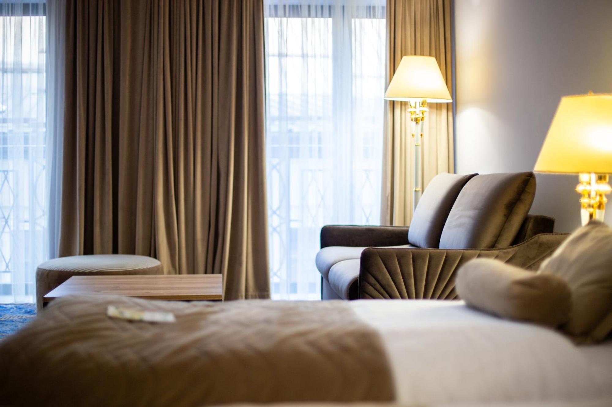 A Hoteli - Hotel Park Vrnjačka Banja Εξωτερικό φωτογραφία A room at the hotel